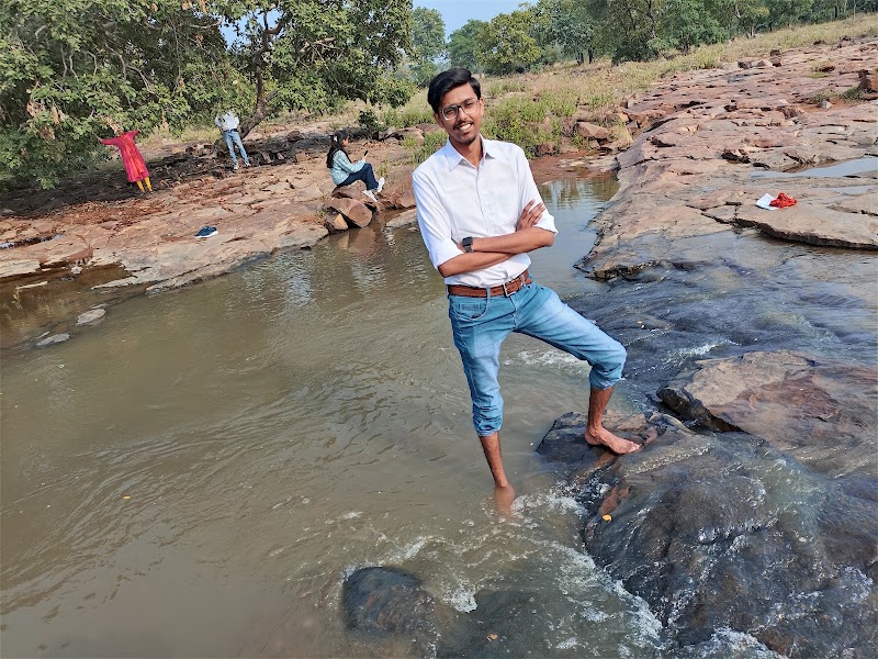 Dhaskund Waterfall - Dhaskund Waterfall, Sirpur Rd, Awarai, Chhattisgarh 493551, India