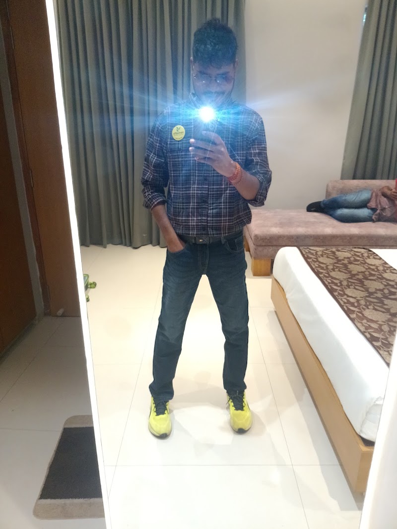 Whistling Woods - Whistling Woods 6PPF+4G5, Serikhedi, Whistlingwood, Chhattisgarh 492012, India