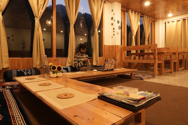The Mountain Hideout Cafe & Home Stay