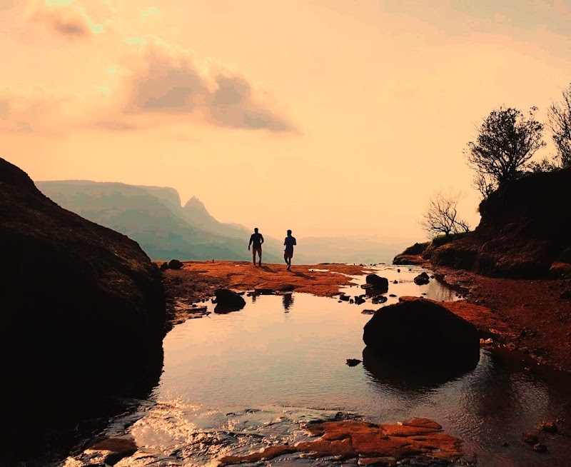 Maldunga Point - Maldunga Point X7X9+G9G, Matheran, Maharashtra 410102, India