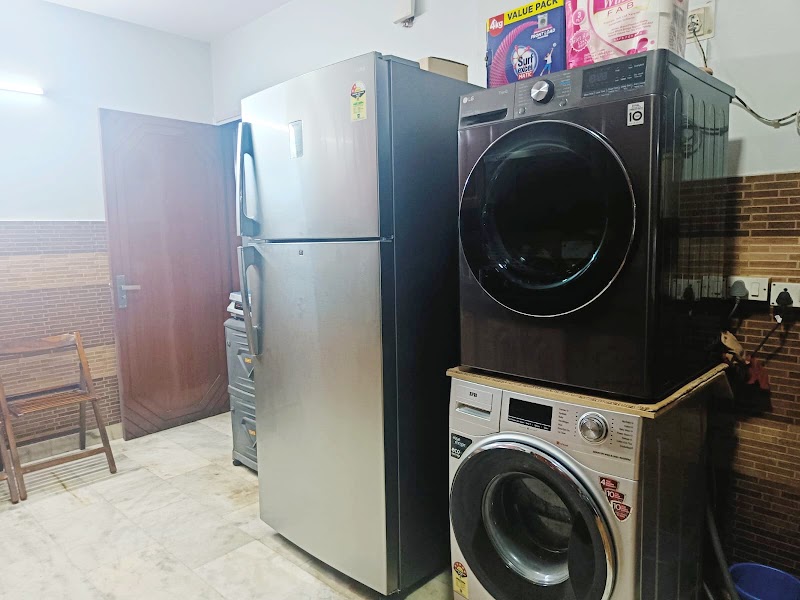 Harmony Suites South Delhi Service Apartment - Greater Kailash - Harmony Suites South Delhi Service Apartment - Greater Kailash, s 258, 2, near Whipped, Block S, Greater Kailash II, Greater Kailash, New Delhi, Delhi 110048, India