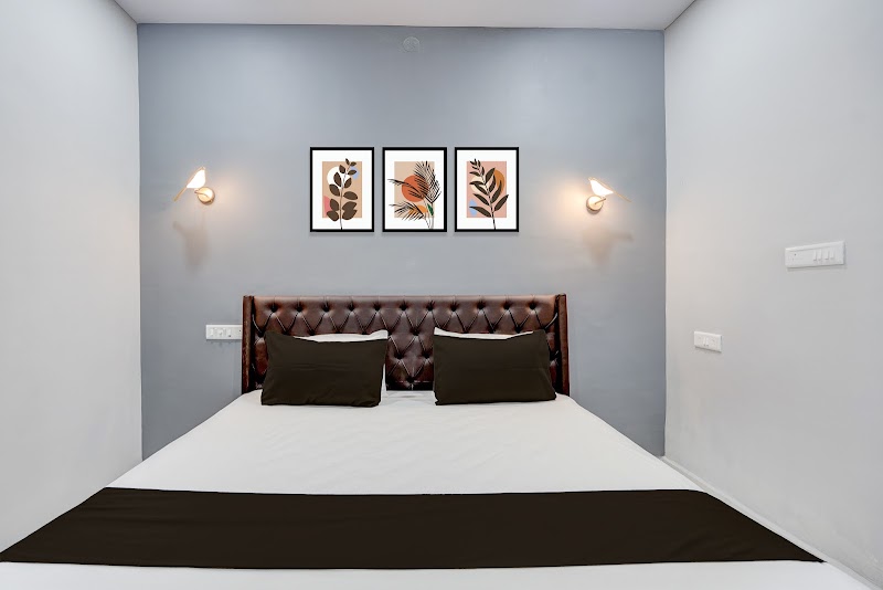 Hotel O By OYO Rio - Hotel O By OYO Rio, plot no 101, khamhariya road, Junwani Rd, near near shankra chaya college, Anustha Residency, Bhilai, Chhattisgarh 490020, India