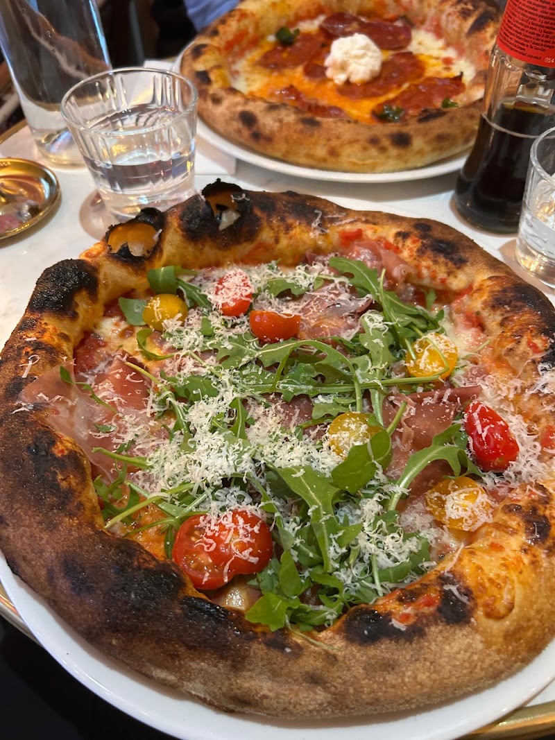 Fragola Marais - Trattoria Italienne & Brunch - Fragola Marais - Trattoria Italienne & Brunch 7 Rue Rambuteau, 75004 Paris, France