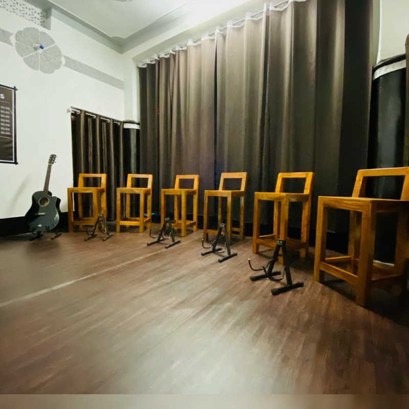Amusic Academy - Amusic Academy, Deepti Kunj, Bagulamukhi mandir gali, Rambatha road, near old, Sankar nagar, Raigarh, Chhattisgarh 496001, India