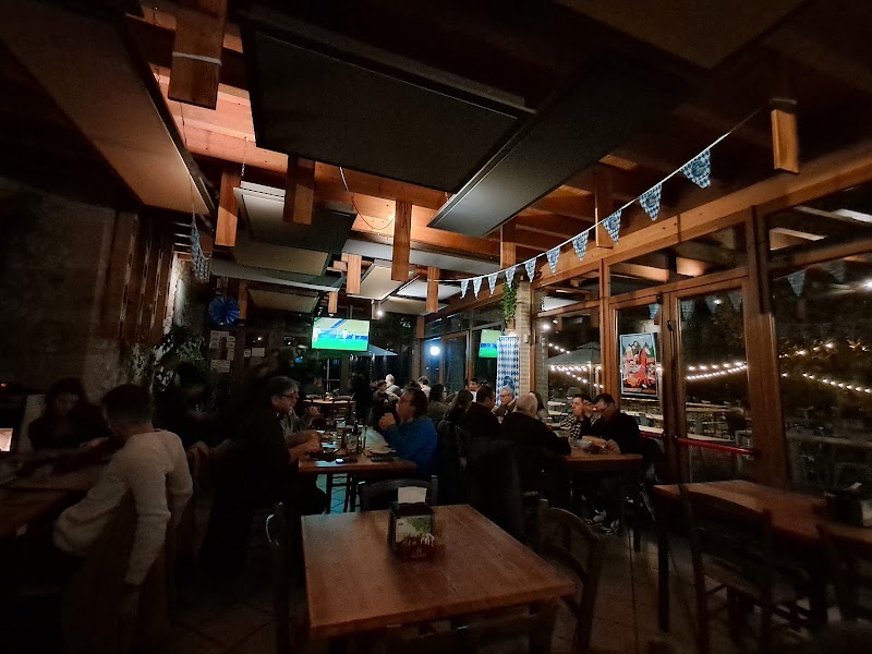 Corner Pub - Corner Pub, Via Croce, 9, 46040 Cavriana MN, Italy