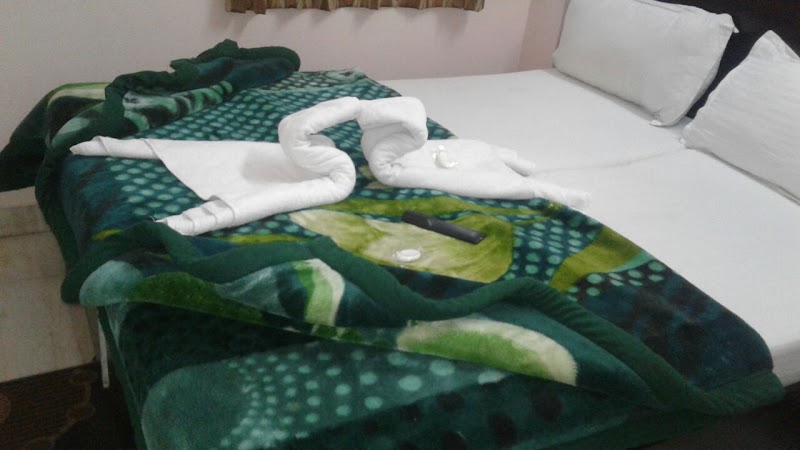 hotel gem palace - hotel gem palace B-13,14, opp. RAJPUTANA, near RAILWAY STATION, Bandhu Nagar, Fateh Singh Market, SONI KA BAG, Murlipura, Jaipur, Rajasthan 302006, India