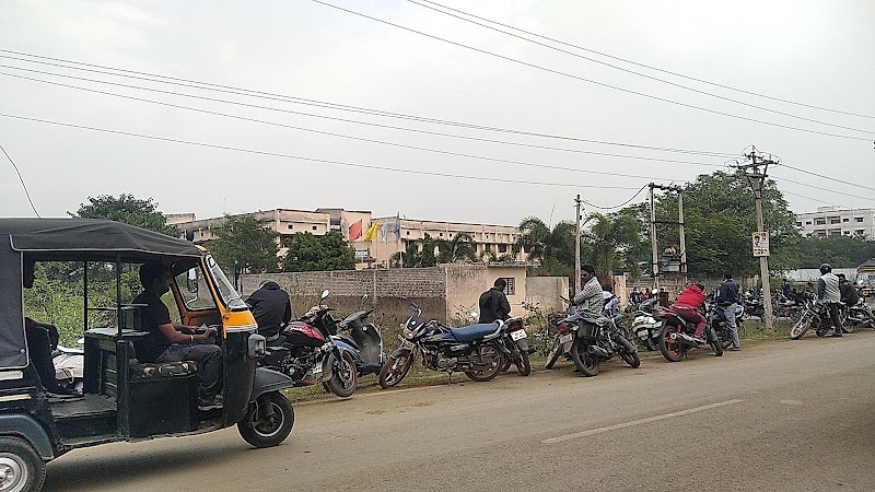 D.p. Vipra College Of Education - D.p. Vipra College Of Education, Birkona Road, 44QQ+R5G, Bilaspur, Chhattisgarh 495009, India