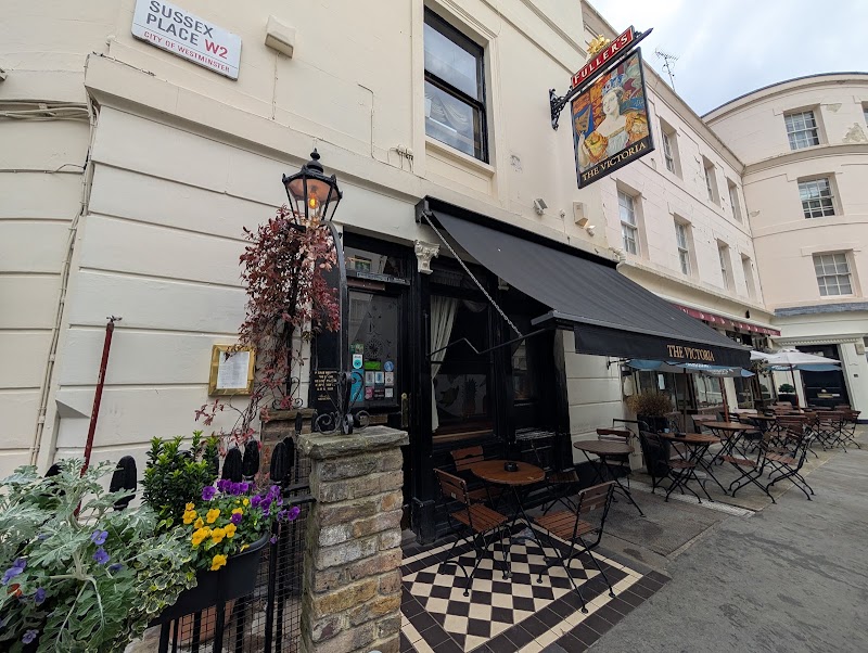 The Victoria, Paddington - The Victoria, Paddington 10A Strathearn Pl, Tyburnia, London W2 2NH, UK