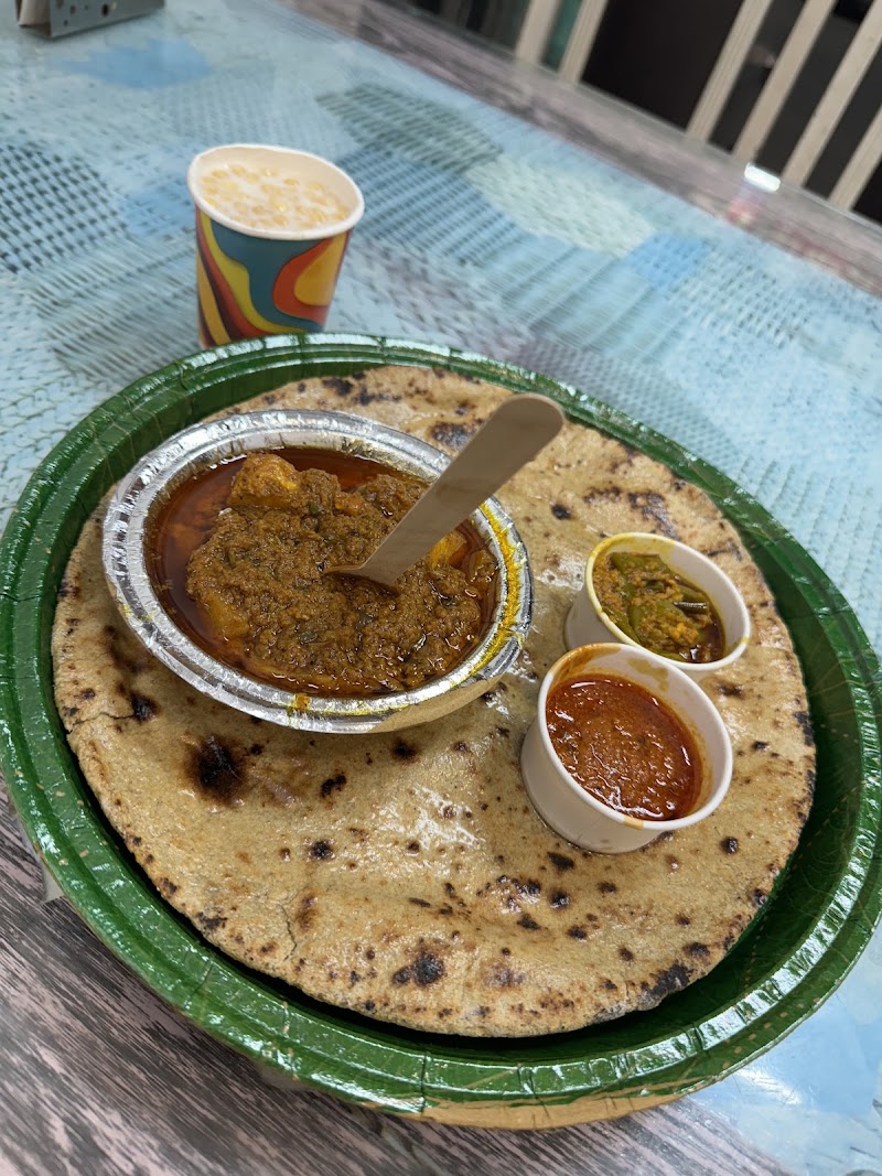 Mahaveer Rabri Bhandar - Mahaveer Rabri Bhandar Mishra Raja Ji Ka Rasta, Chandpole Bazar, Chandpole, Pink City, Jaipur, Rajasthan 302001, India