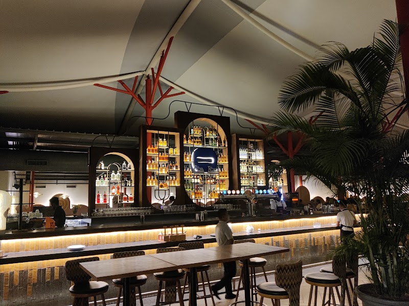 Maize & Malt - Craft Brewery & Kitchen - Maize & Malt - Craft Brewery & Kitchen 3, 4th Cross Rd, near Whitefield, Vigneshwar Nagar, Kaveri Nagar, Krishnarajapuram, Bengaluru, Karnataka 560048, India