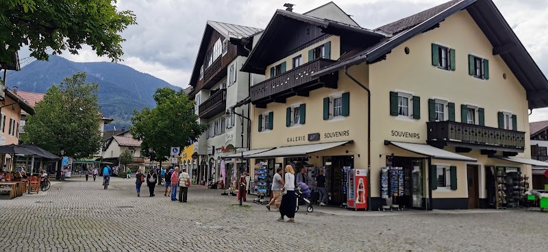 Garmisch-Partenkirchen - Garmisch-Partenkirchen 82467 Garmisch-Partenkirchen, Germany