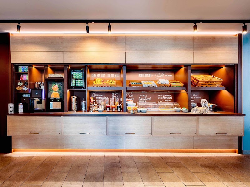 B&B HOTEL Köln-Ehrenfeld - B&B HOTEL Köln-Ehrenfeld Mercedes-Allee 6, 50825 Köln, Germany