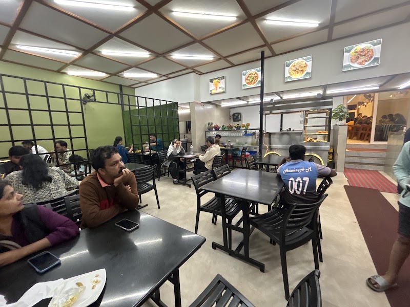 Paris Restaurant - Paris Restaurant College Rd, opp. to ram mandir, Stuart Hill, Madikeri, Karnataka 571201, India