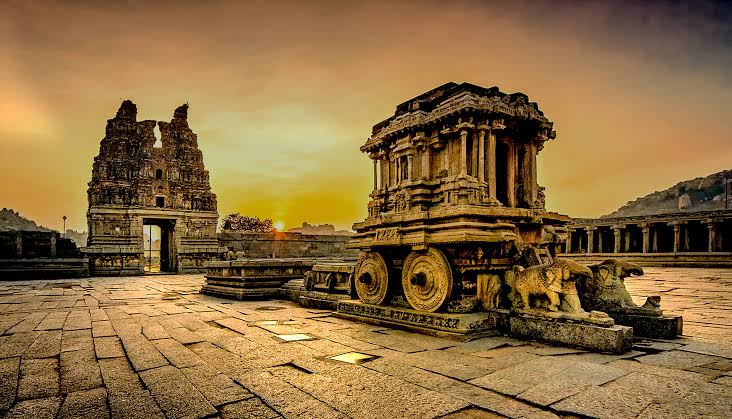 Hampi Fort - Hampi Fort, 8FM6+5JJ, Hampi St, Krishnapura, Karnataka 583239, India