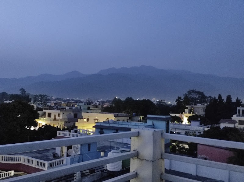 Hotel O by OYO Mount View - Hotel O by OYO Mount View, Union Bank Rd, near Central hospital, Bank Colony, Kusumkhera, Haldwani, Bomari Tallikham, Uttarakhand 263139, India