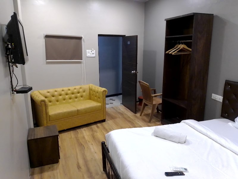 Hotel Budget Inn - Hotel Budget Inn CTS NO 1673, Military Rd, near Crystal Enclave, Bhavani Nagar, APT, Andheri East, Mumbai, Maharashtra 400059, India