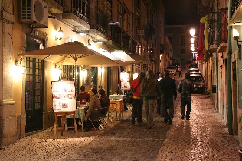Rua Da bica de duarte belo - Rua Da bica de duarte belo, R. da Bica de Duarte Belo, 1200-259 Lisboa, Portugal