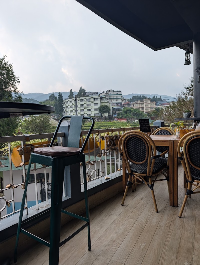 Dylan's Café - Dylan's Café Tripura Castle Rd, Dhankheti, Malki, Shillong, Meghalaya 793003, India