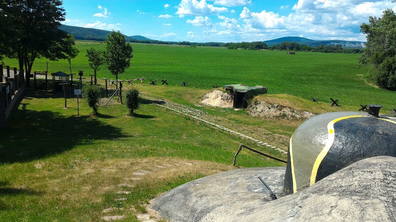 Bunker B-S 8 "Cemetery" - Bunker B-S 8 "Cemetery", Kopčianska, 851 01 Bratislava-Petržalka, Slovakia