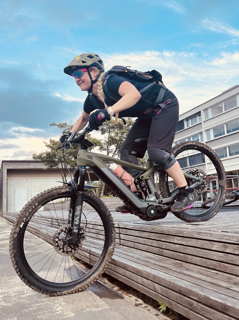 Bikelady.ch_Socialrides - Bikelady.ch_Socialrides Höhenweg 9, 9000 St. Gallen, Switzerland