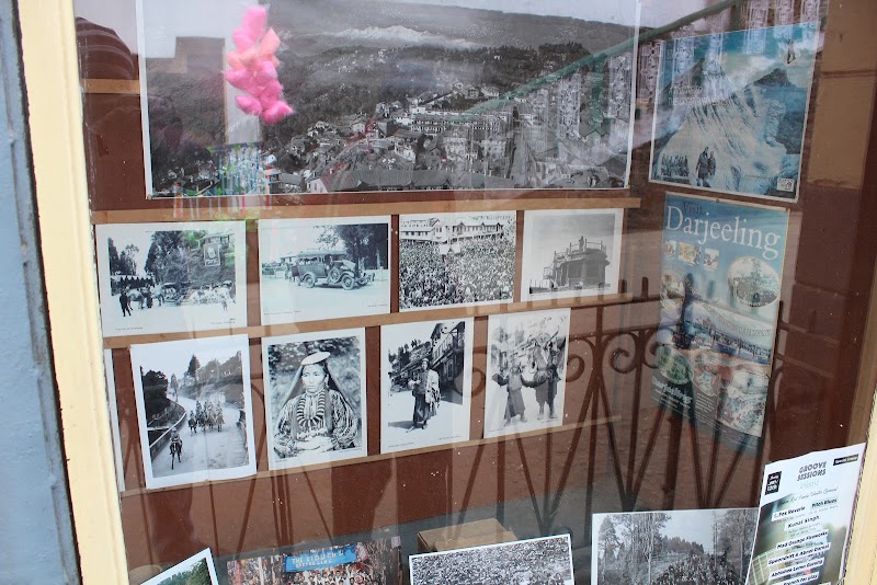 Das Studio - Das Studio 15, Nehru Rd, Chauk Bazaar, Darjeeling, West Bengal 734101, India
