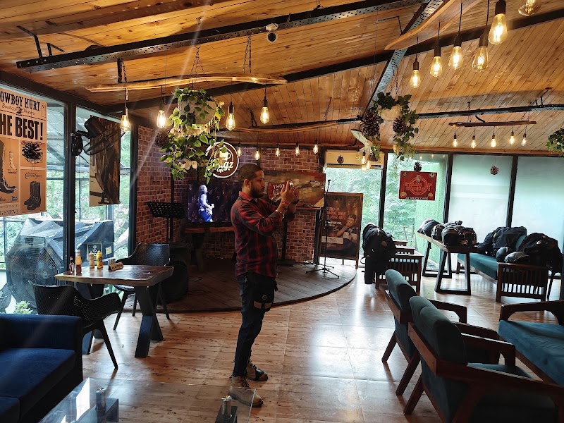 Mugz Cafe & Bar - Mugz Cafe & Bar Faridabad - Gurgaon Rd, opposite Valley View Estate, Gwal Pahari, Gurugram, Bandhwari, Haryana 122003, India
