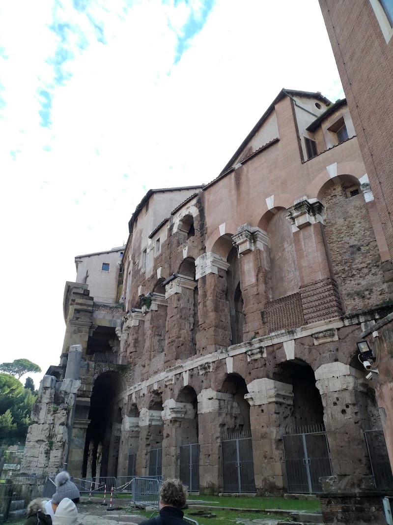 Portico of Octavia - Portico of Octavia, Via del Portico d'Ottavia, 29, 00186 Roma RM, Italy