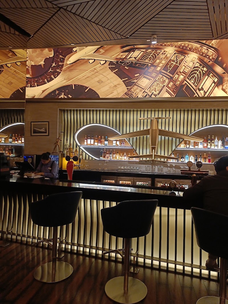 The Hangar Lounge & Bar - Aerocity’s Premier bar & Lounge - The Hangar Lounge & Bar - Aerocity’s Premier bar & Lounge Lobby Level, Holiday Inn New Delhi International Airport, Gate No. 1, Asset Area 12 Hospitality District, Asset Area 12, Hospitality District, Indira Gandhi International Airport, Aerocity, New Delhi, Delhi 110037, India