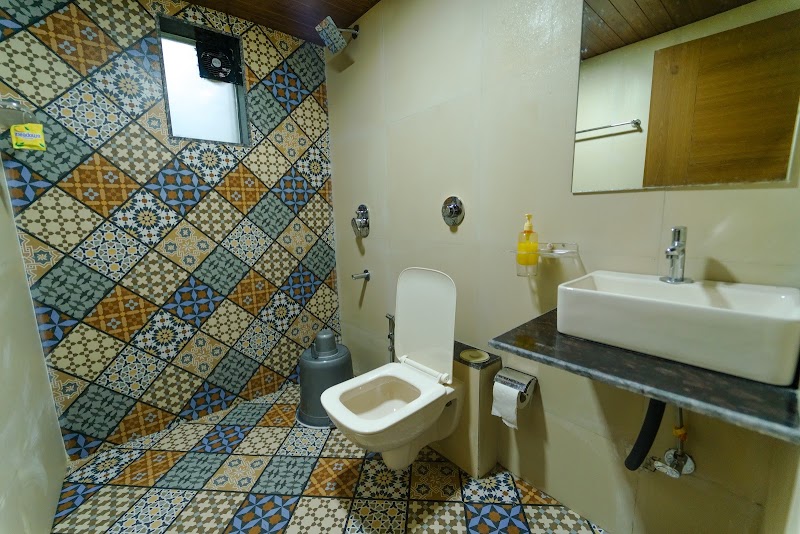 Teak Resort - Teak Resort House No.865, Survey No.52/2, 52/3, Savele, Karjat, Maharashtra 410201, India