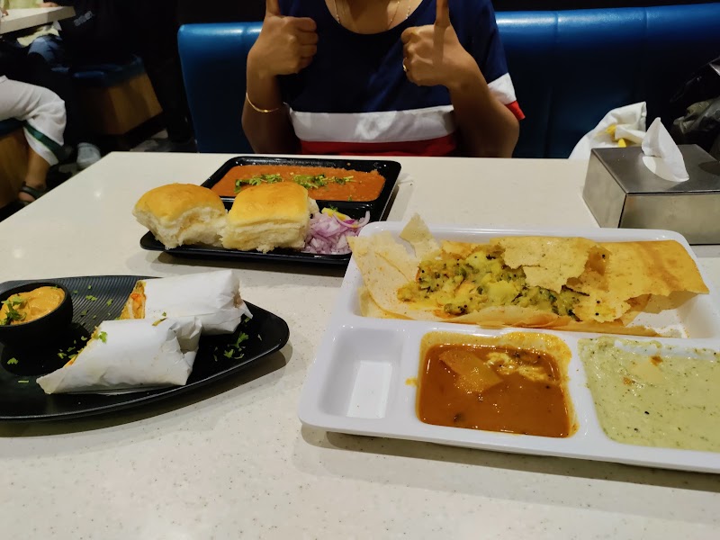 Gopalas Vegetarian Kitchen - Gopalas Vegetarian Kitchen Laxmi Udyog Nagar, IND Colony, Lal Bahadur Shastri Marg, Ambedkar Nagar, Kanjurmarg West, Bhandup West, Mumbai, Maharashtra 400078, India