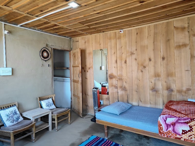 The Hidden Nest Homestay - The Hidden Nest Homestay Village, Renh Deohari Valley, Sainj, Kanaun, Himachal Pradesh 175134, India