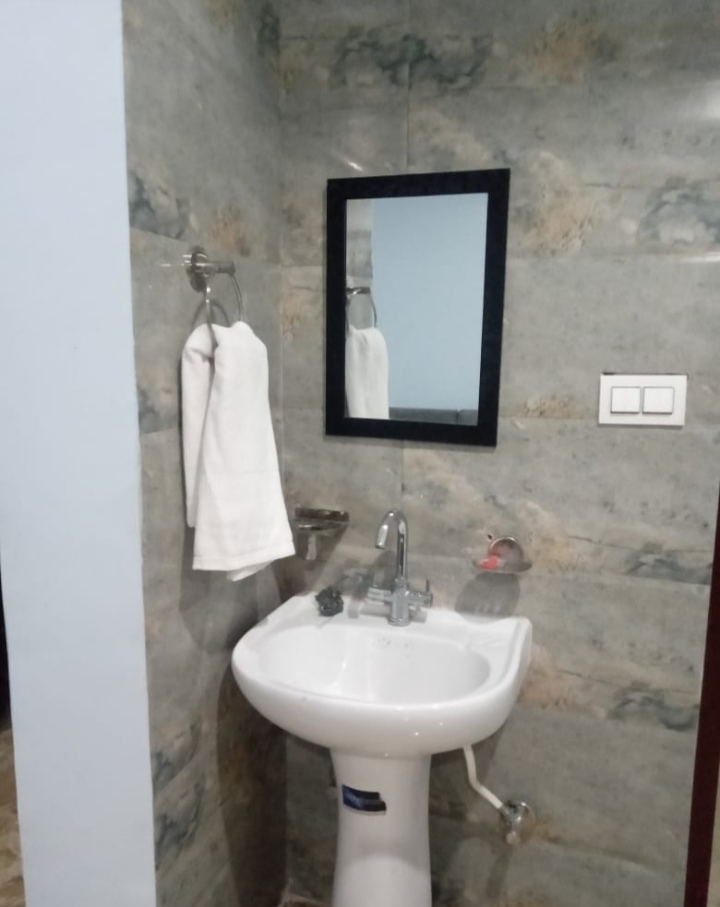 Tapovan Guest House - Tapovan Guest House 48JC+P93, Tapovan, Rishikesh, Uttarakhand 249192, India