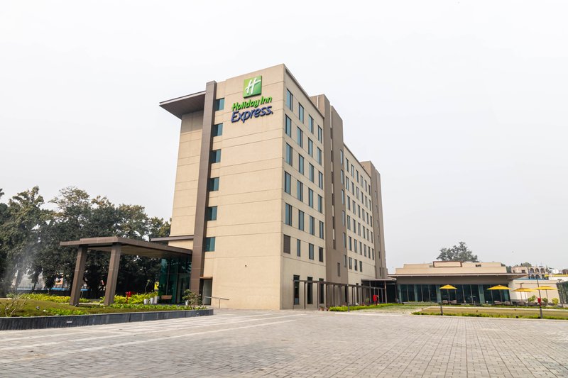Runax Institute - Runax Institute, Baligori, P.O.: Chawk Panchuria, P.S: Tecnocity, Uniworld City, Newtown, Kolkata, Baligari, West Bengal 700160, India