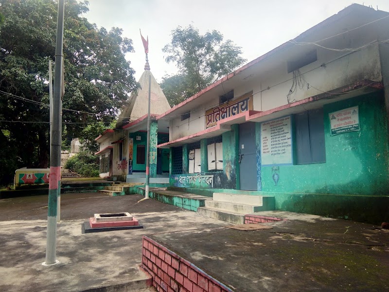 Rani Ma Mandir - Rani Ma Mandir, G89P+3CQ, Chuchrungpur, Chhattisgarh 494337, India