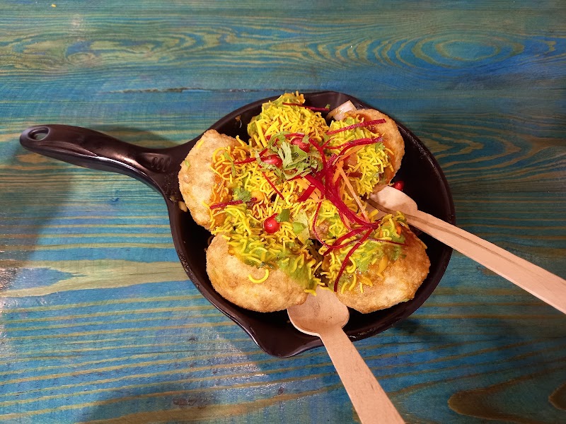 Haldiram's Express - Haldiram's Express Shop No. a 1/ 2, Cheryl Fountain Road, Kolte Patil, Downtown Rd, opp. Victorias School, Ashoka Nagar, Kharadi, Pune, Maharashtra 411014, India