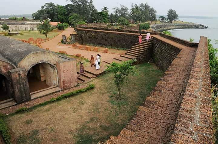 St. Angelo Fort Kannur - St. Angelo Fort Kannur, Near, V93C+MPF, Ft Walkway, Kannur Cantonment Area, Burnacherry, Kannur, Keralam 670017, India