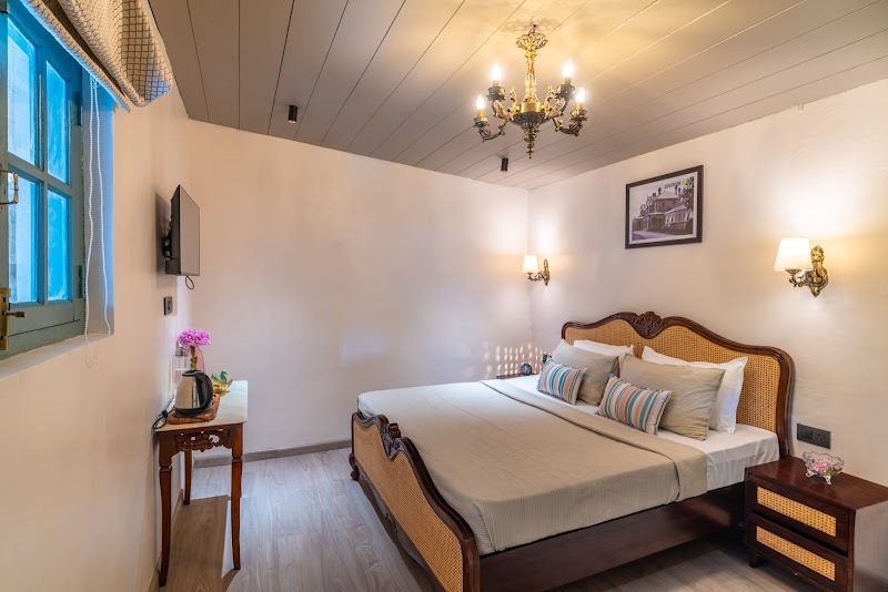 StayVista at The Emily Chalet - StayVista at The Emily Chalet The Emily Chalet, Ayarpatta, Naina Range, Nainital, Uttarakhand 263001, India