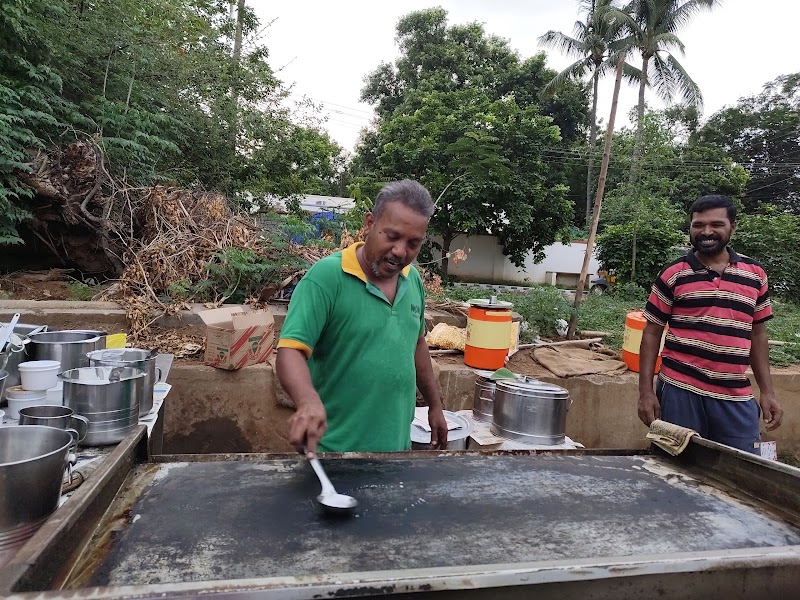 MOM HOT FOODS - MOM HOT FOODS Shop 19921, Nellods, Vedayapalem, Nellore, Andhra Pradesh 524004, India