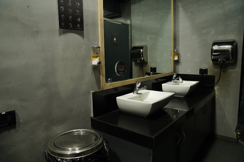 Cult Andheri East, Mumbai | Best Fitness Center in Andheri East, Mumbai - Cult Andheri East, Mumbai | Best Fitness Center in Andheri East, Mumbai, 3rd Floor, B Wing, PINNACLE BUSINESS PARK, T-11/12, Mahakali Caves Rd, Gundavali, Andheri E, Mumbai, Maharashtra 400093, India