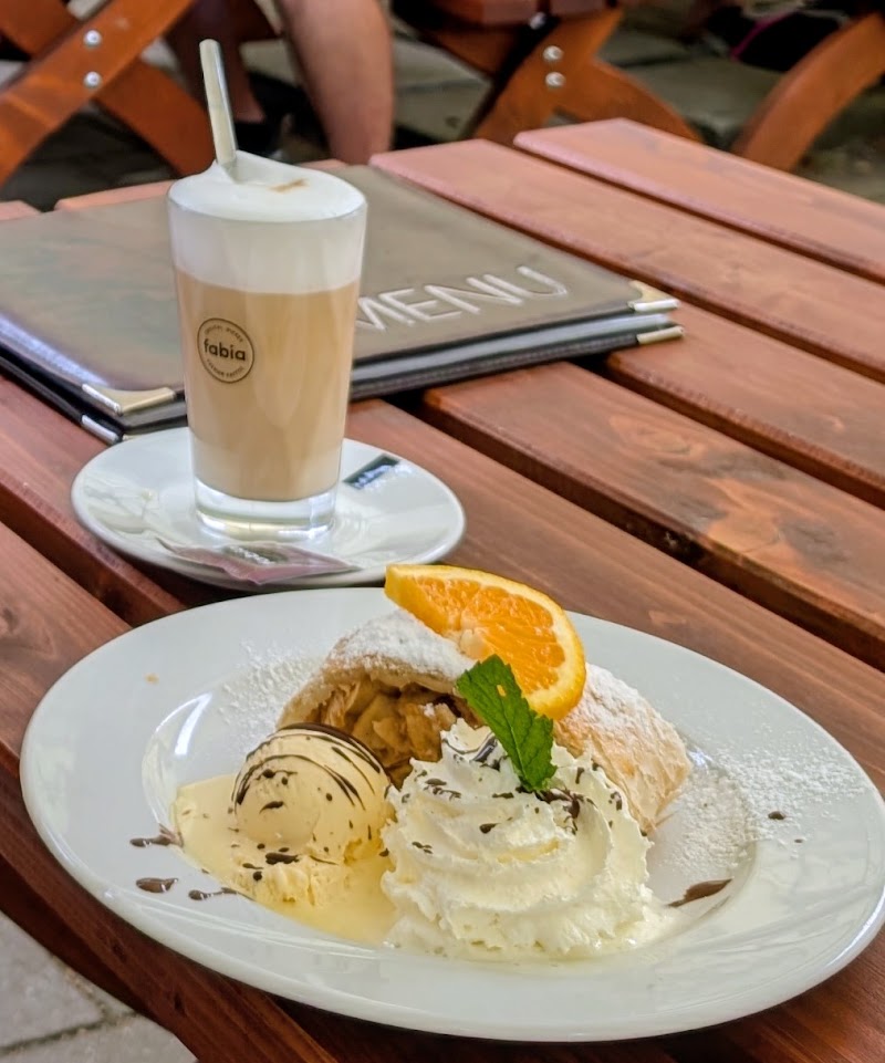 Restaurant Diana - Restaurant Diana, Vrch přátelství 5/1, 360 01 Karlovy Vary-Karlovy Vary 1, Czechia