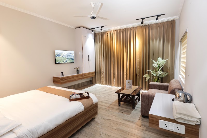 Rumuk Boutique Resort - Rumuk Boutique Resort Dhanolti, Kempty Range, Uttarakhand 249180, India