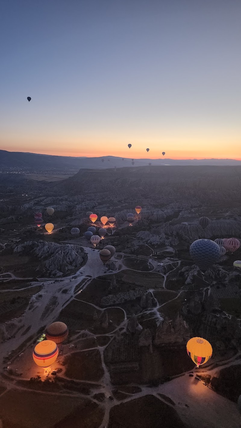 istanbul Balloons - istanbul Balloons, Göreme El Sanatları Çarşısı, No:24, İsali - Gaferli - Avcılar, 50180 Göreme/Nevşehir Merkez/Nevşehir, Türkiye
