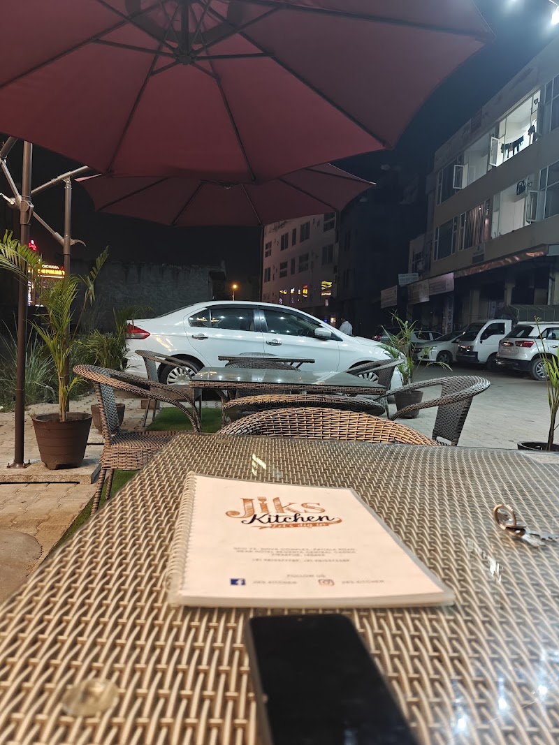 Jiks Kitchen - Jiks Kitchen SCO 75, Patiala Rd, Green Enclave, Lohgarh, Zirakpur, Punjab 140603, India