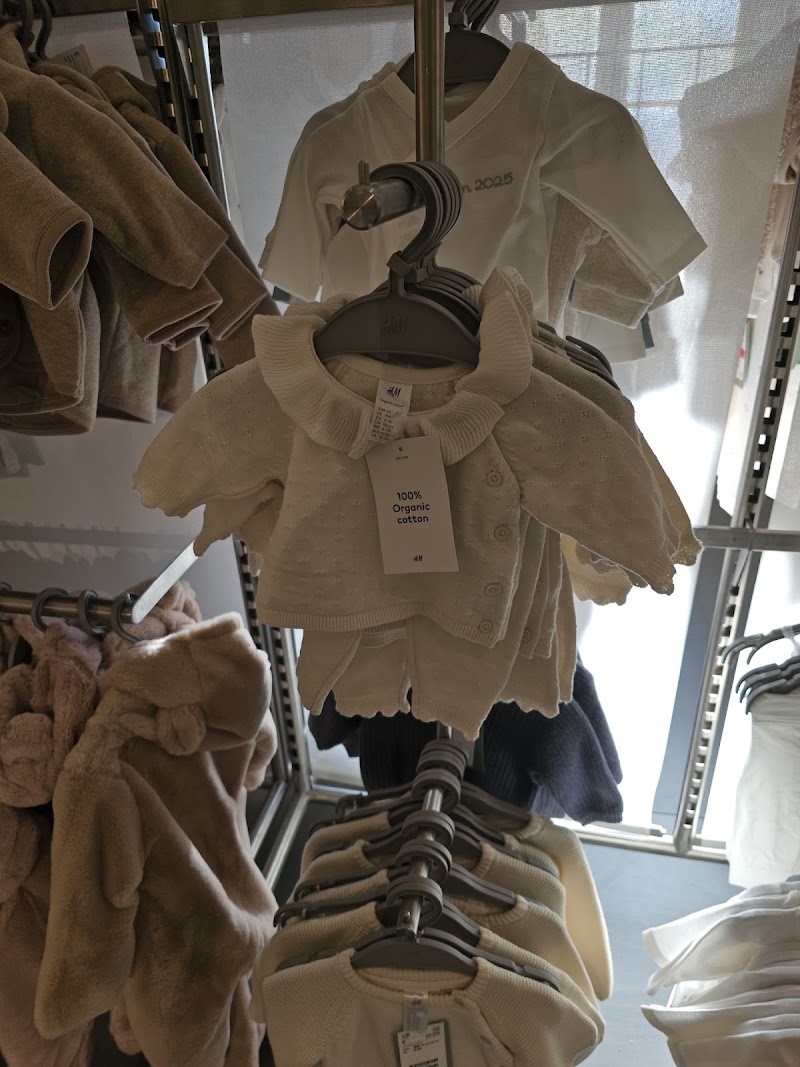 H&M - H&M Getreidegasse 5/7, 5020 Salzburg, Austria