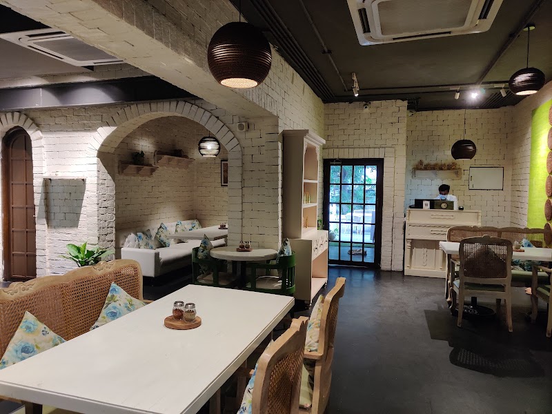 Santé Spa Cuisine - Santé Spa Cuisine 4, Ground Floor, Rutland Gate 2nd St, Thousand Lights West, Thousand Lights, Chennai, Tamil Nadu 600006, India
