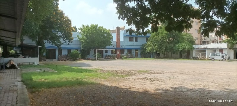 Holy Cross School Shailendra Nagar (Part Of Holy Cross Byron Bazar) - Holy Cross School Shailendra Nagar (Part Of Holy Cross Byron Bazar), 6JJX+3VP Holi Cross School, Pension Bada Rd, Janta Colony, Raipur, Chhattisgarh 492001, India