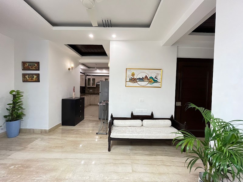 Bedchambers Serviced Apartments – South Extension - Bedchambers Serviced Apartments – South Extension, C173, behind Market, near McDonalds, South Extension II, Block C, New Delhi, Delhi 110049, India