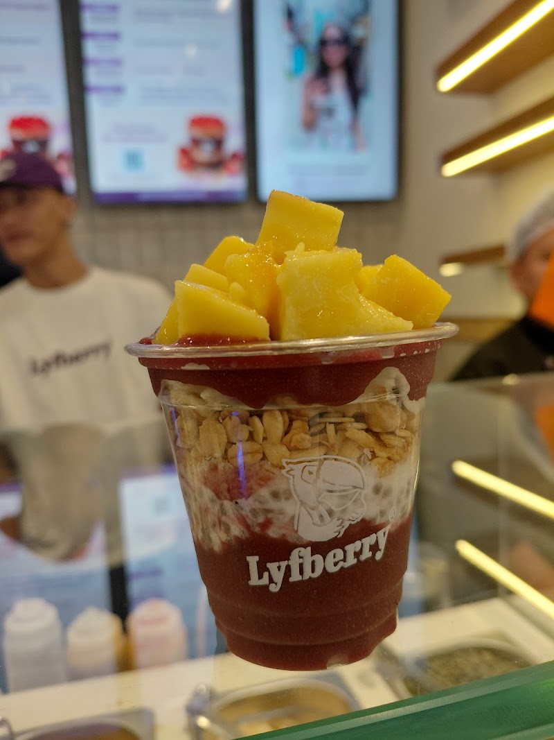 Lyfberry Açai | Galleria Market - Lyfberry Açai | Galleria Market Ground floor, SG 94, Galleria Market, Sector 28, DLF Phase IV, Gurugram, Haryana 122009, India