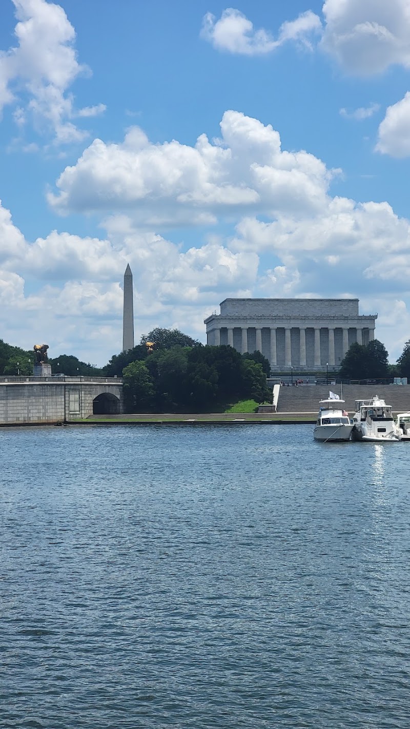 Potomac Water Taxi - Alexandria - Potomac Water Taxi - Alexandria, 0 Cameron St, Alexandria, VA 22314, USA