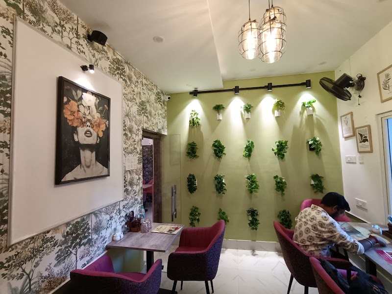 Bougainvillea Cafe & Bistro - Bougainvillea Cafe & Bistro 234C, Prince Anwar Shah Rd, nearby South City Mall, Lords More, Jodhpur Colony, Lake Gardens, Kolkata, West Bengal 700045, India